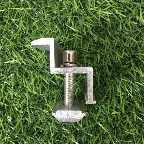 Kinh nghiệm khi mua kẹp biên cho công trình pin năng lượng mặt trời